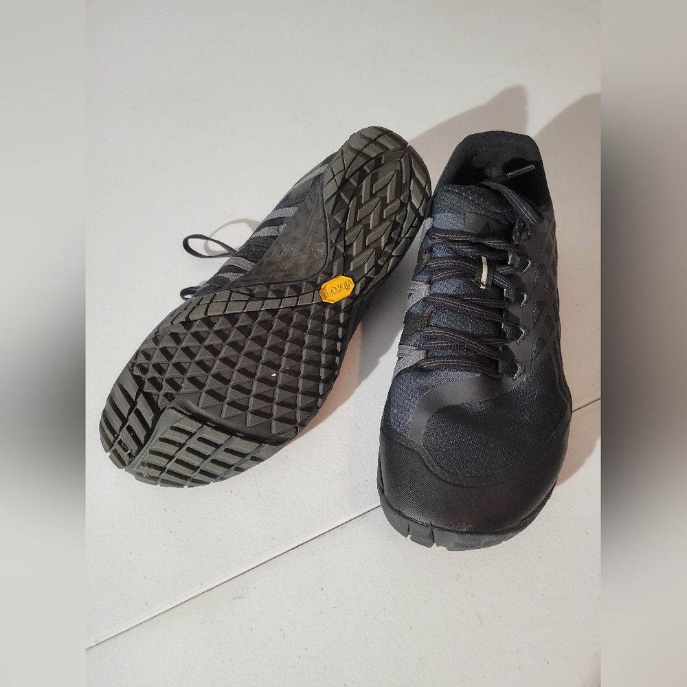 Merrell Trailglove barefoot shoes sz 10